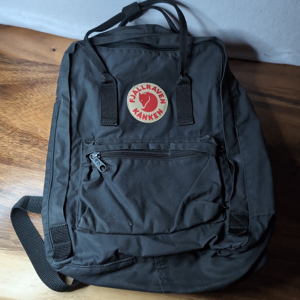 Fjallraven Kanken Classic Black Backpack 23510 Vinylon F Everyday Bag